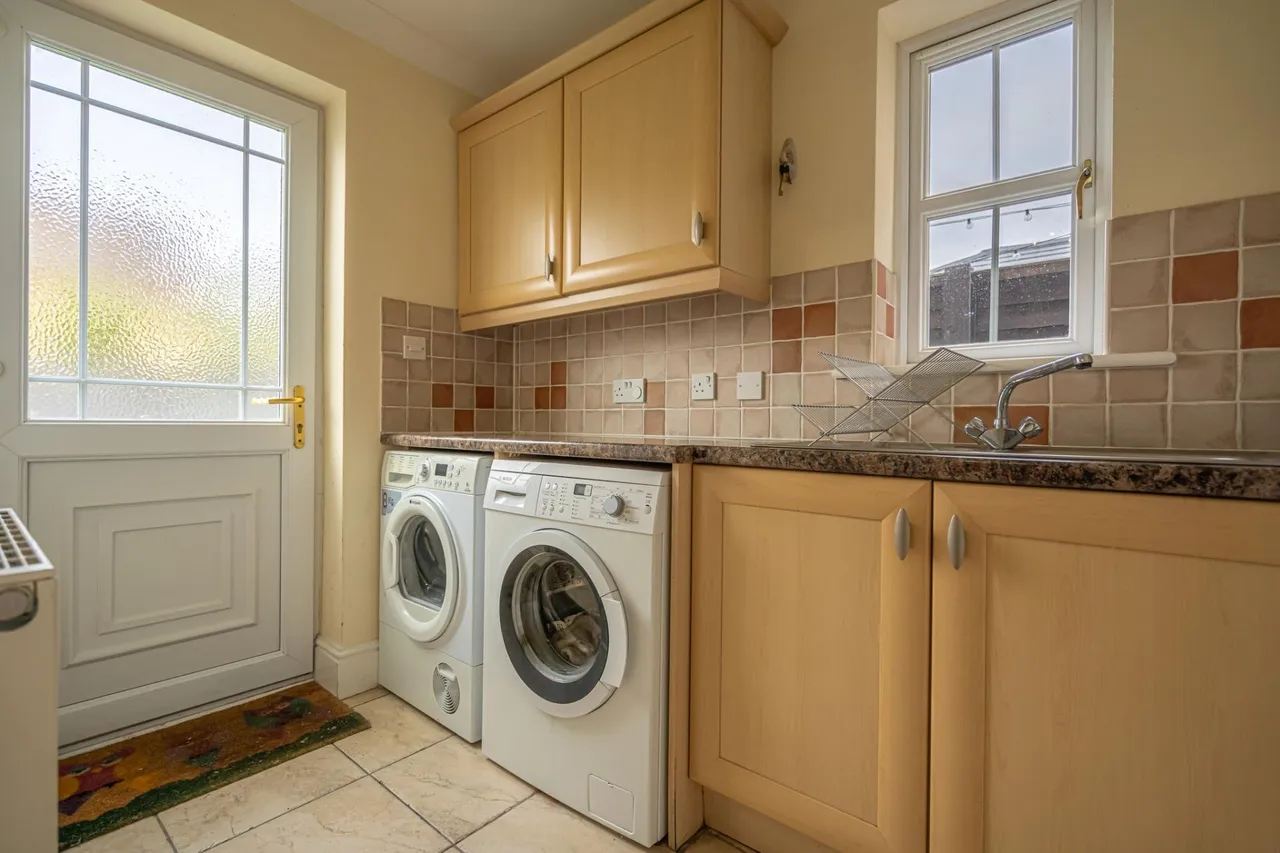 Kempton Vale, Humberston, DN35, photo 8
