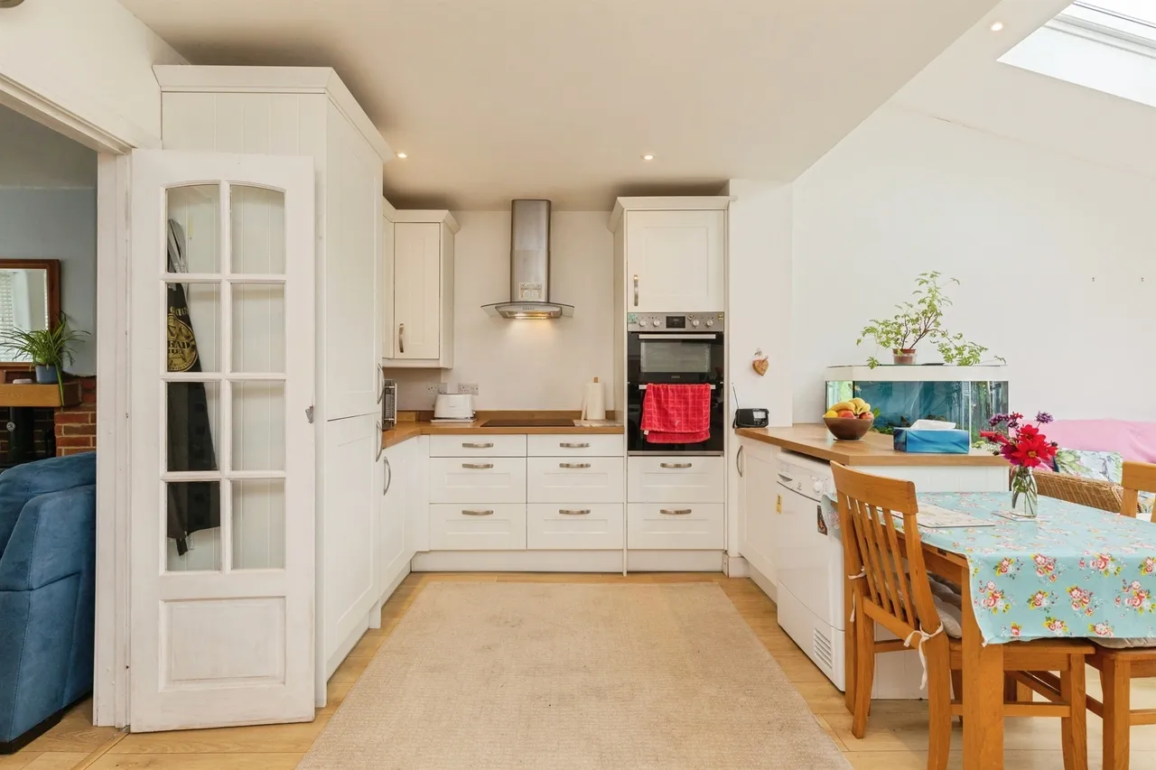 Maybank Road, Yate, BS37, photo 10