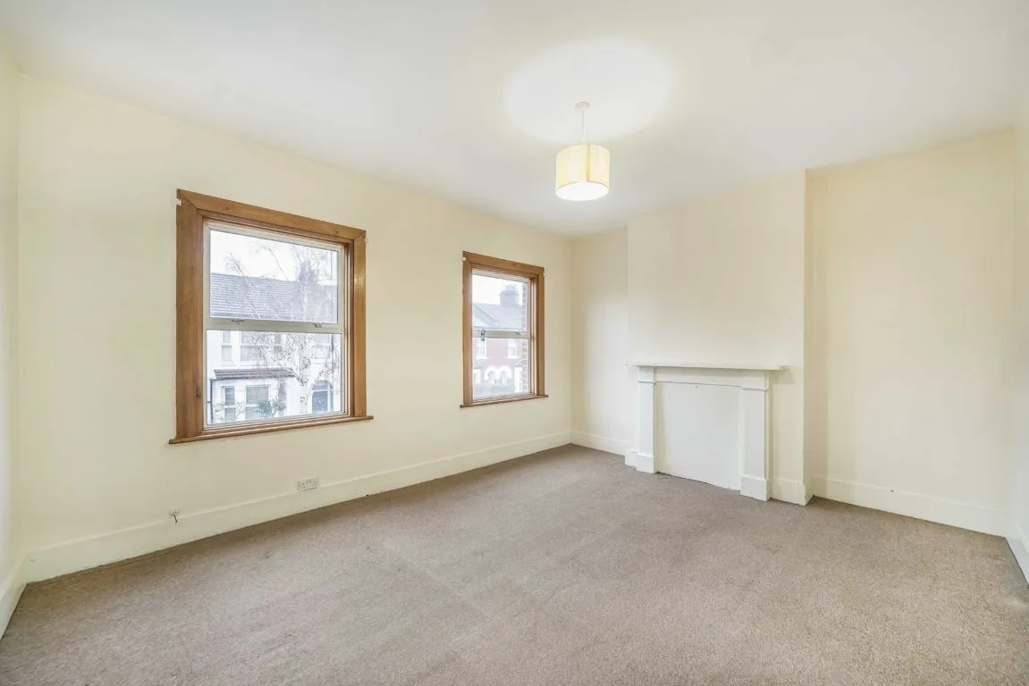 Ferrers Road, SW16, photo 4