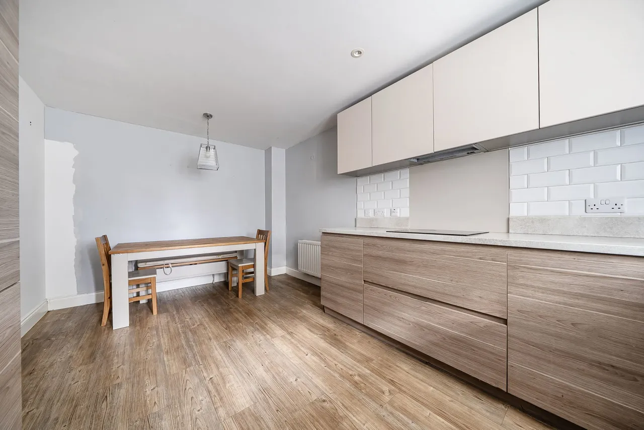 Newick Way, East Grinstead, RH19, photo 9