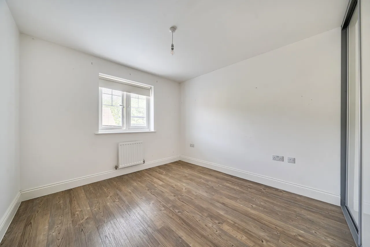 Newick Way, East Grinstead, RH19, photo 10