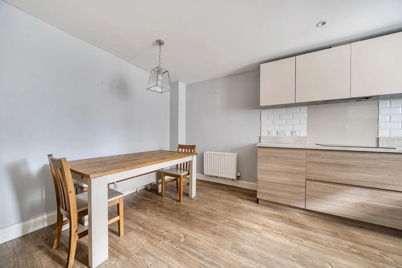 Newick Way, East Grinstead, RH19, photo 8