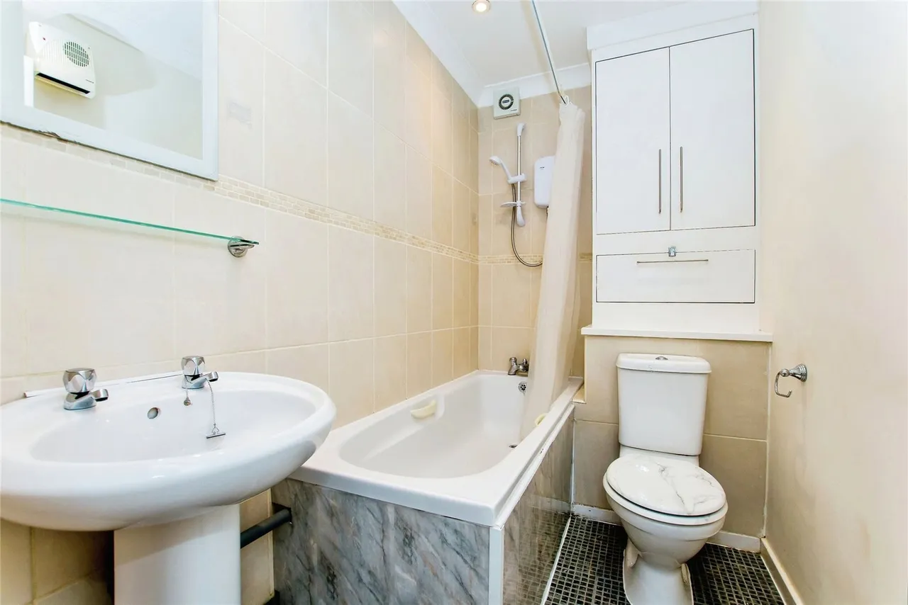 Stagshaw Drive, Peterborough, Cambridgeshire, PE2, photo 8