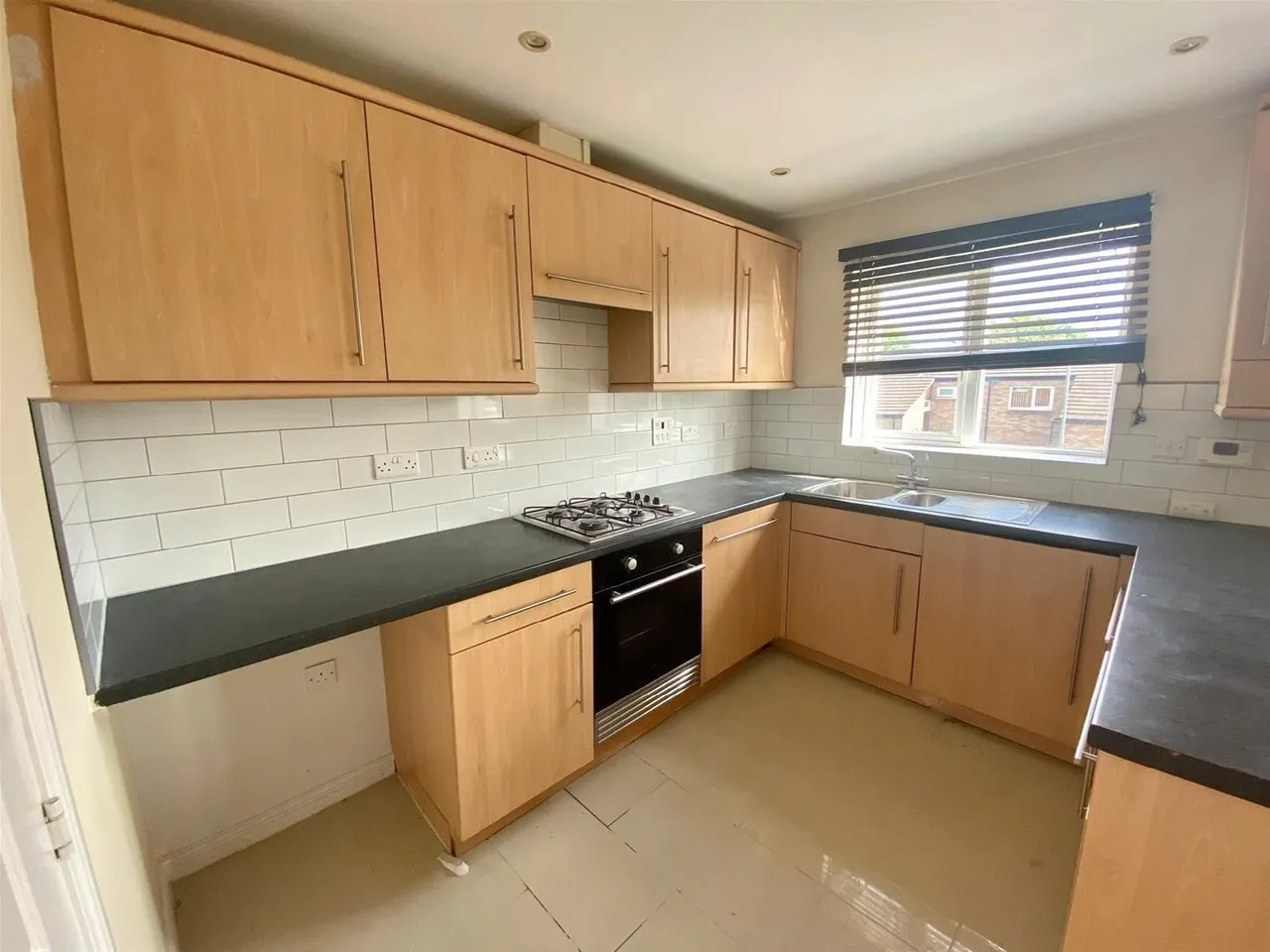 Lawnhurst Avenue Wythenshawe, Manchester M23 9RY, photo 11