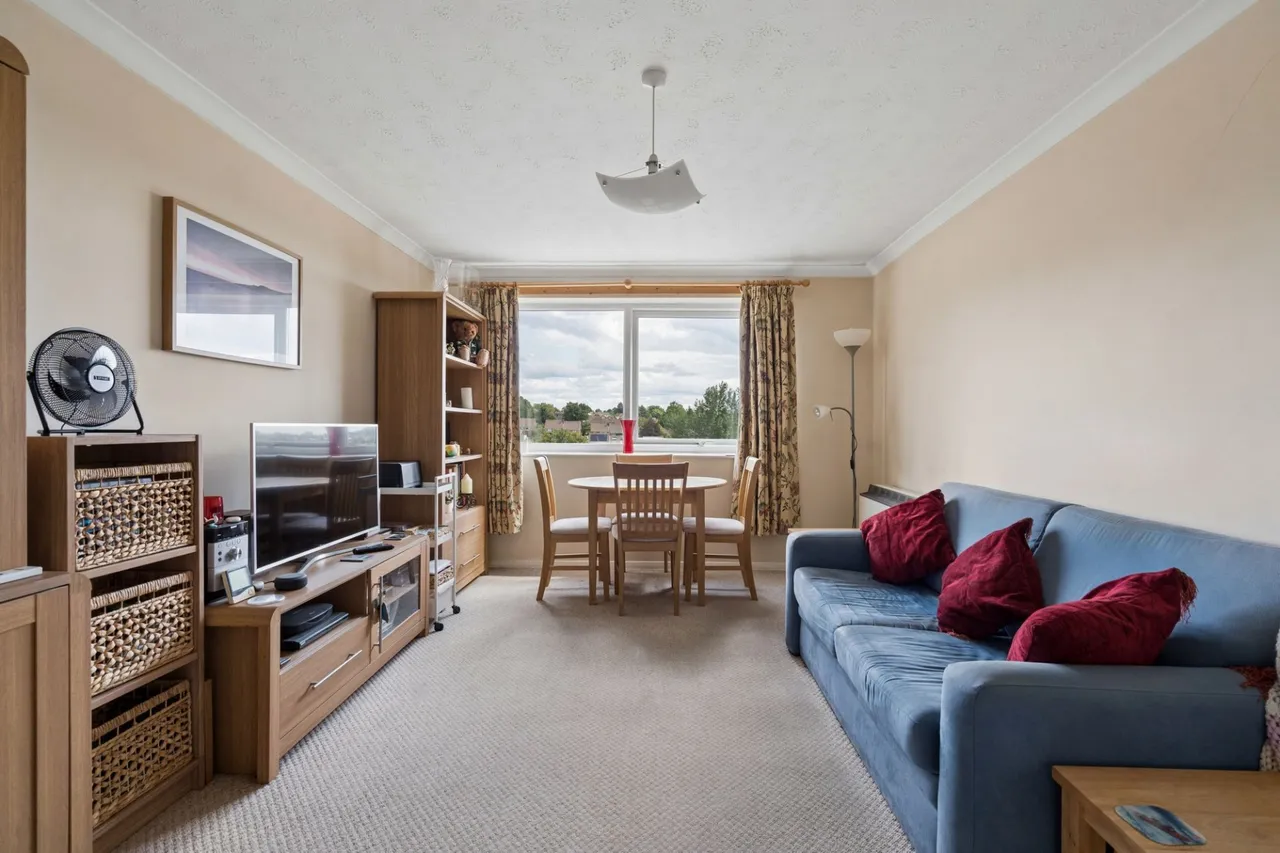 Windsor Drive, High Wycombe, HP13, photo 3