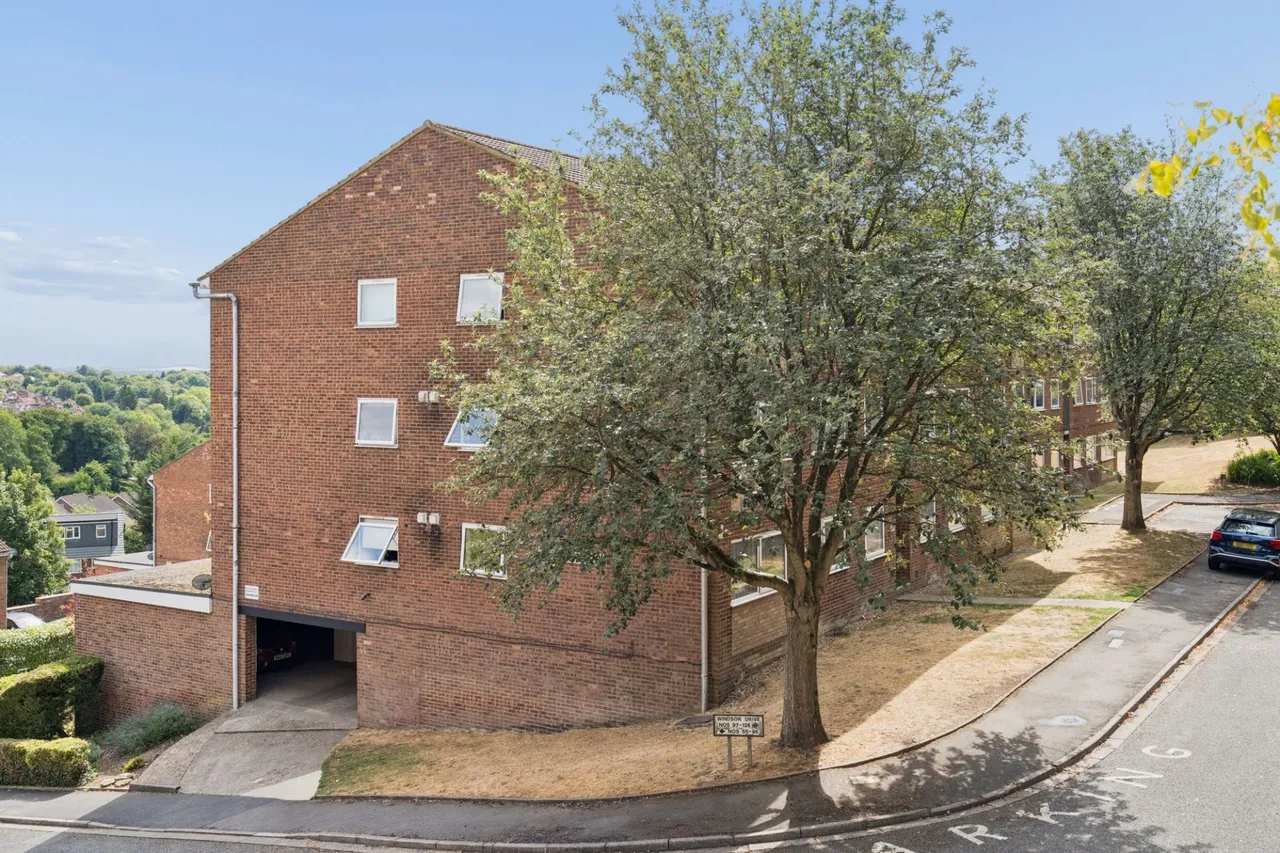Windsor Drive, High Wycombe, HP13, photo 11