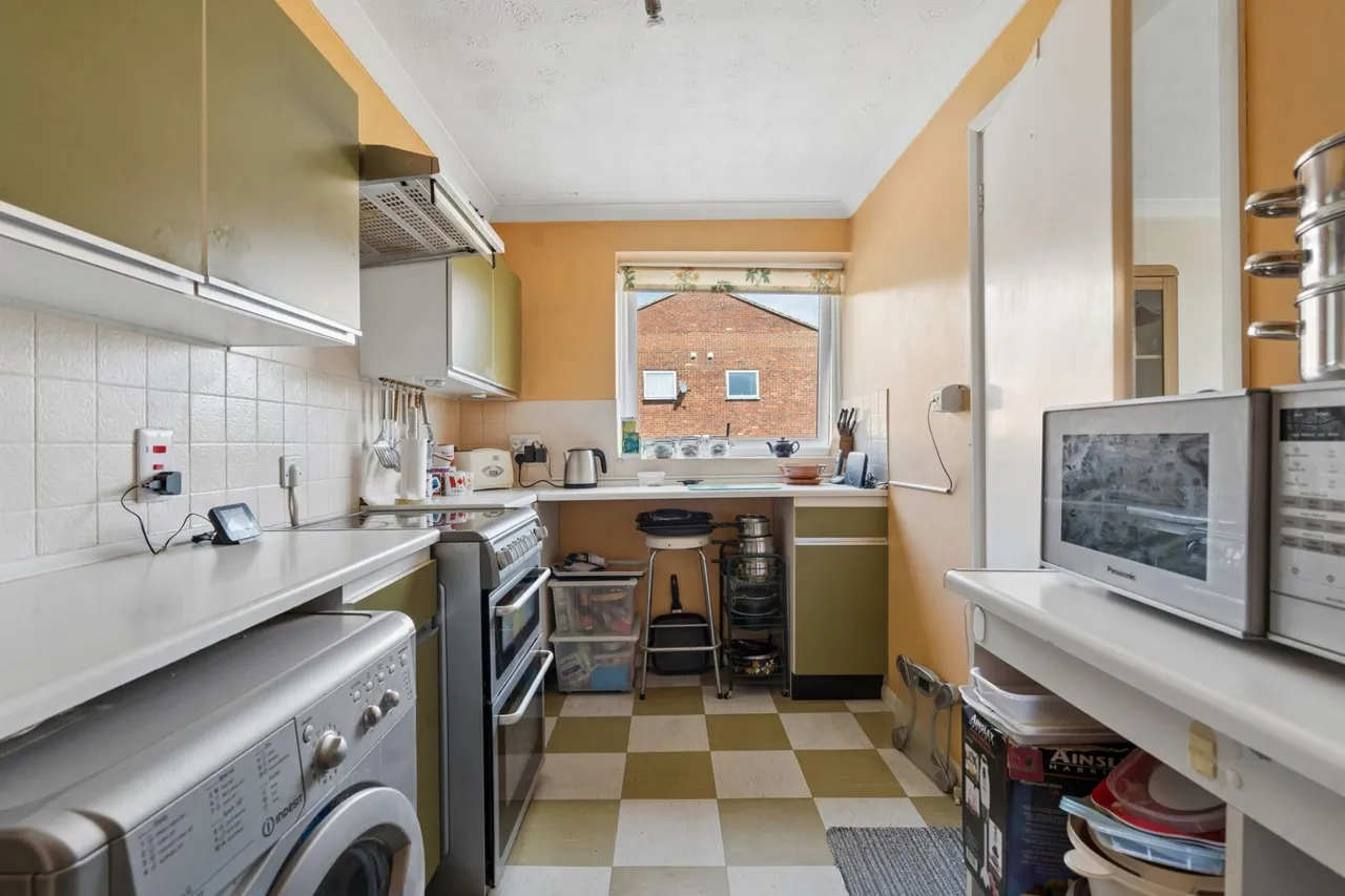 Windsor Drive, High Wycombe, HP13, photo 6