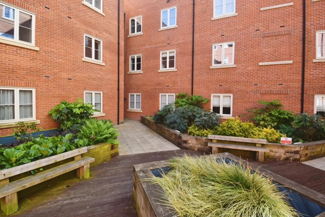 Apartment 25 Austin Court, Mill Street, Worcester, photo 10