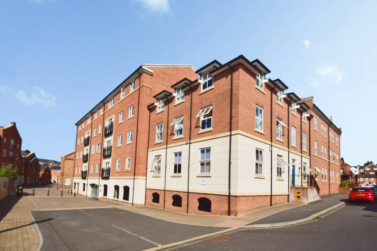 Apartment 25 Austin Court, Mill Street, Worcester, photo 11