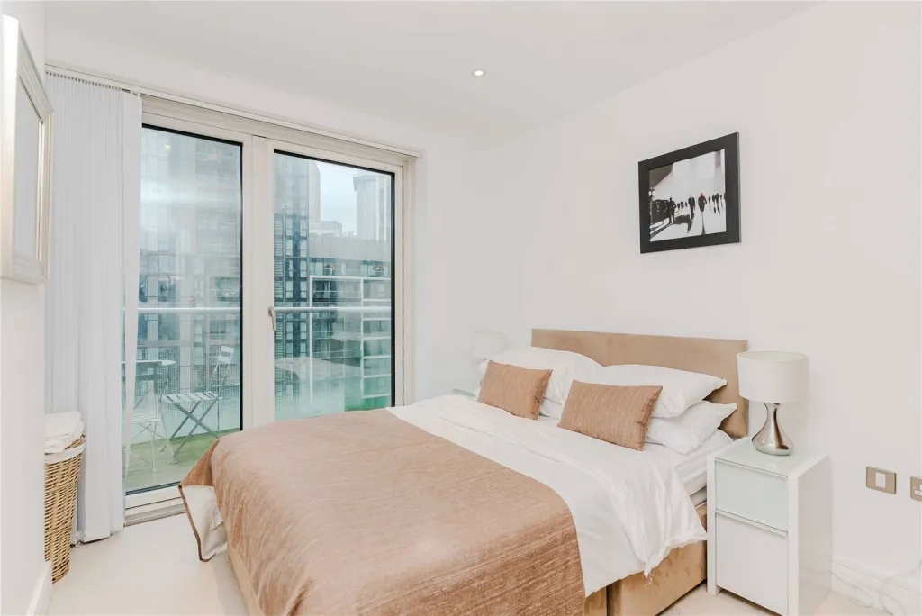 Lincoln Plaza, South Quay, E14, photo 6