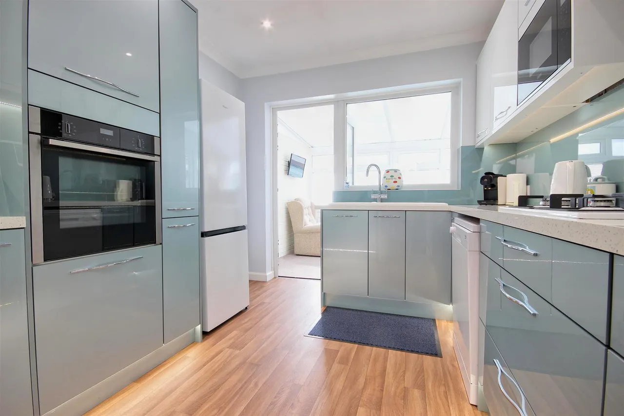 Draycott Avenue, Hornsea, photo 5