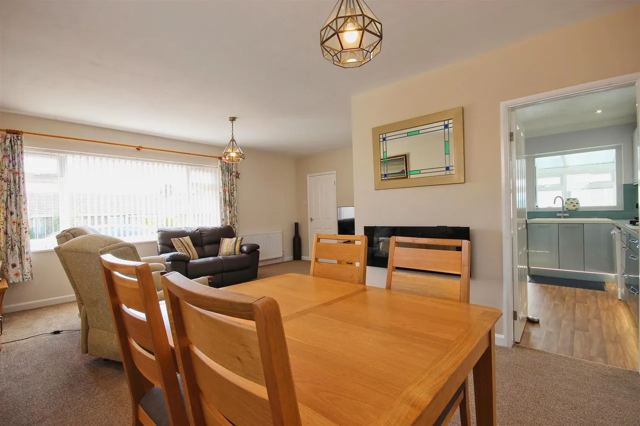 Draycott Avenue, Hornsea, photo 17