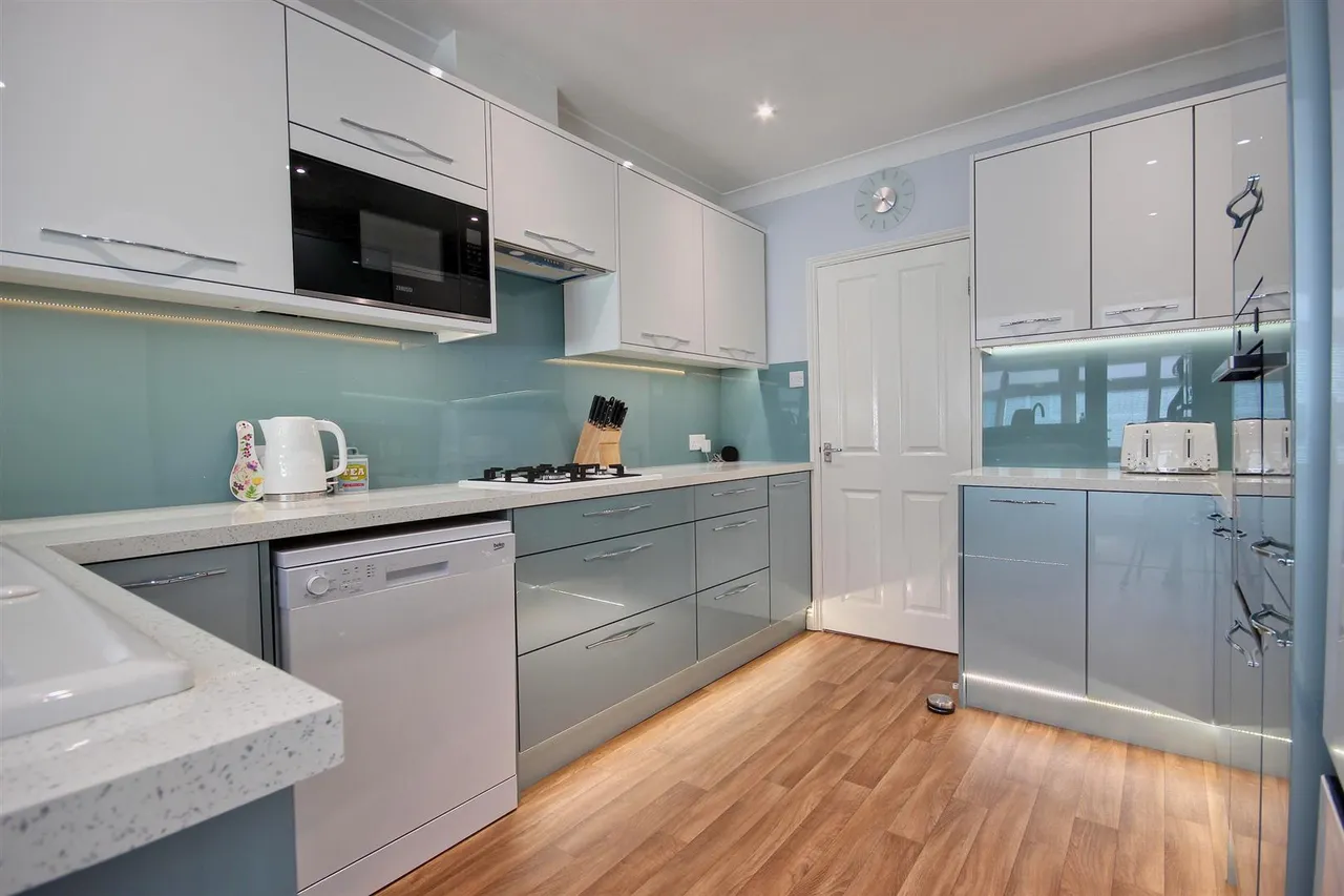 Draycott Avenue, Hornsea, photo 14