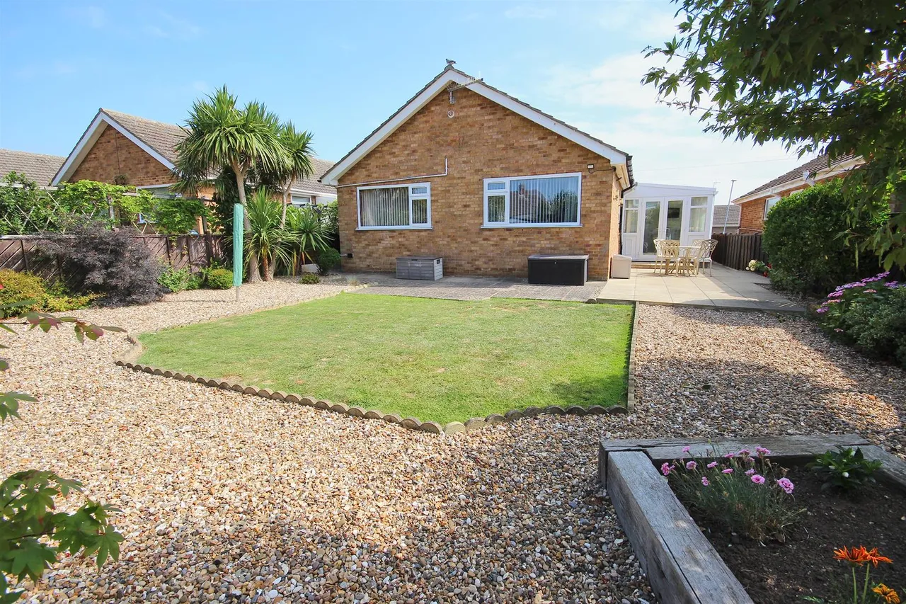 Draycott Avenue, Hornsea, photo 2
