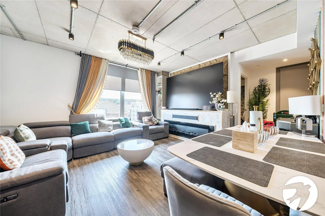 Felixstowe Road, SE2, photo 4