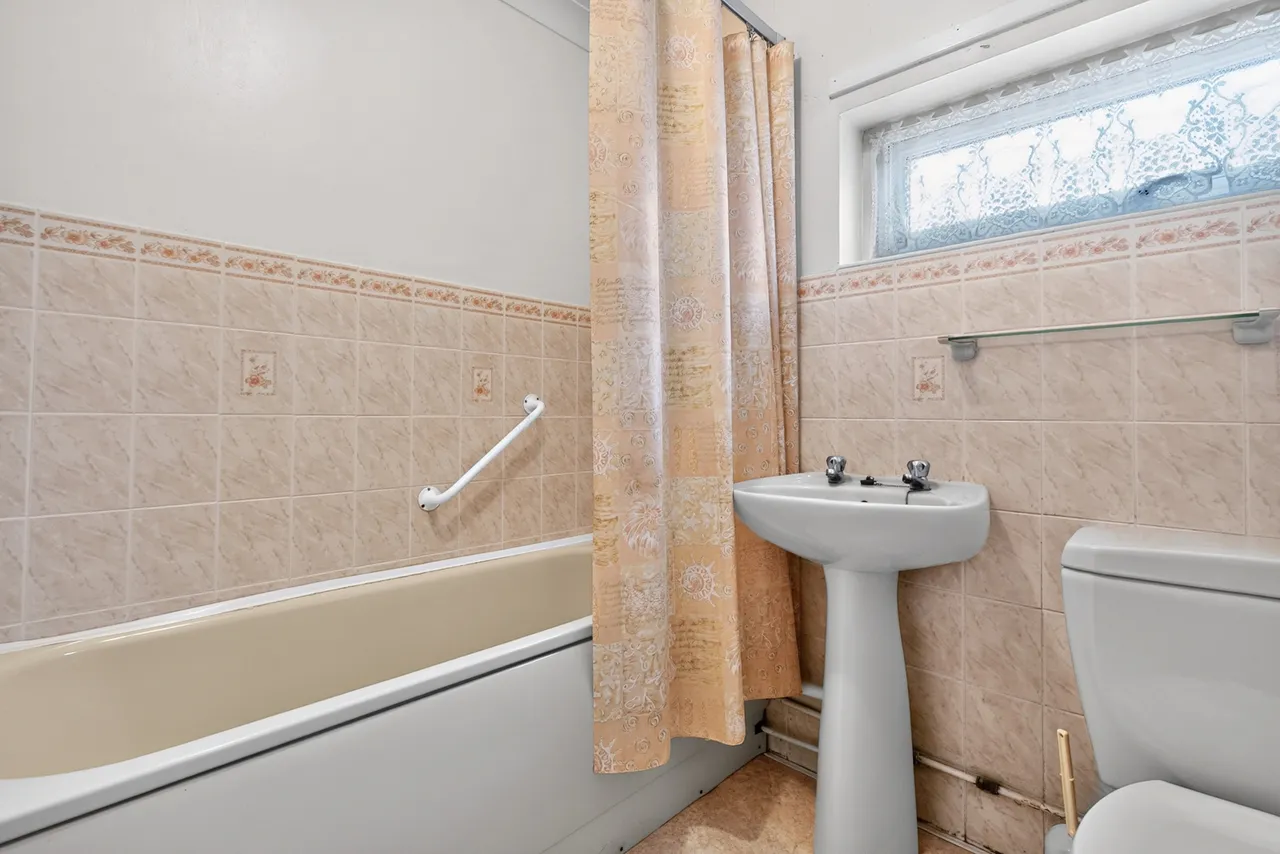 Latchmoor Lane, Ludham, Great Yarmouth, Norfolk, NR29, photo 5