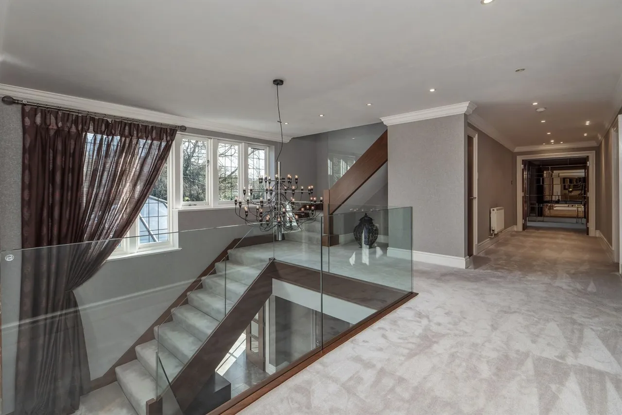 Broad Lane, Altrincham, photo 16
