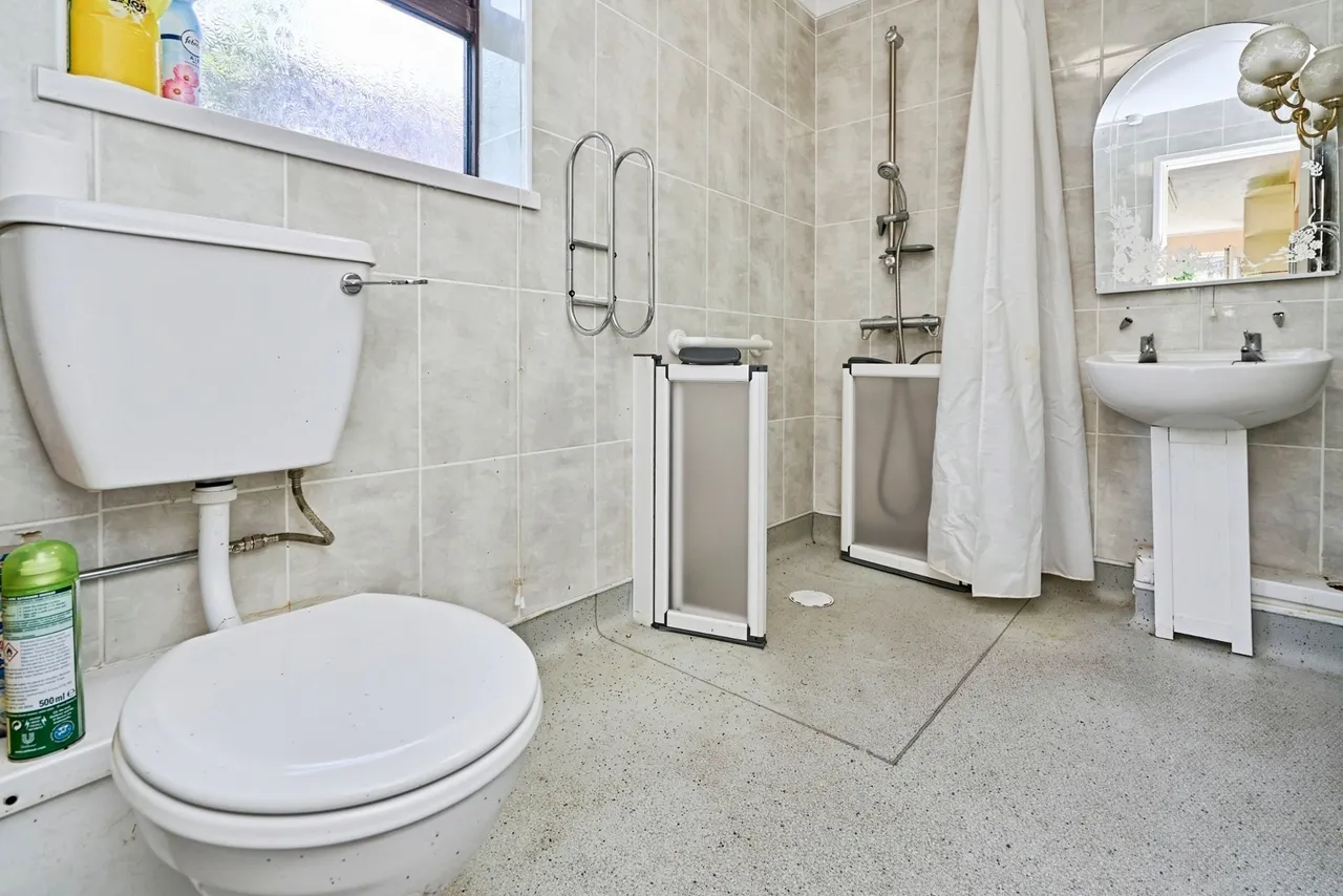 Walsall Road, Aldridge, West Midlands, WS9, photo 15