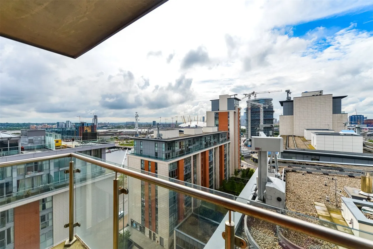 Western Gateway, London, E16, photo 8