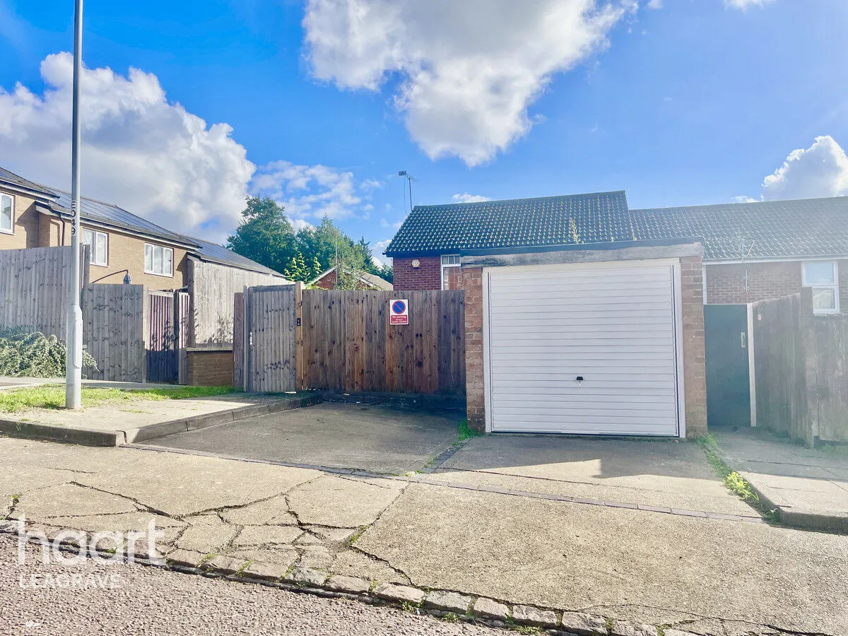 Morris Close, Luton, LU3, photo 20