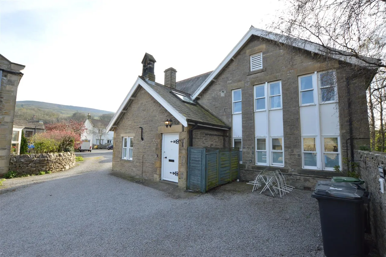 Old School Close, West Witton, photo 7