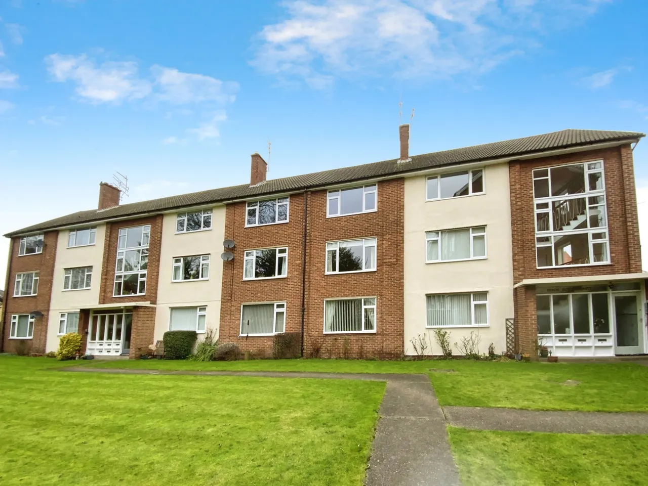 South Street, Cottingham, HU16, photo 4