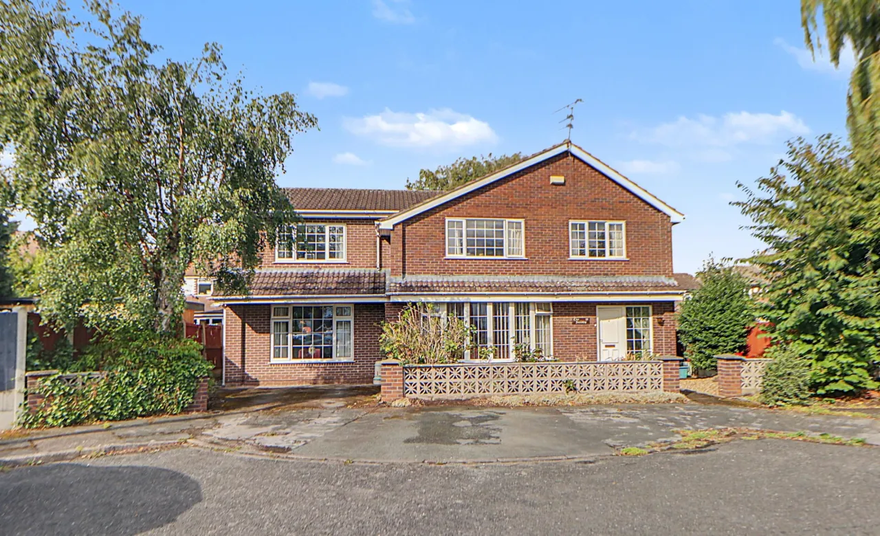 5 bed property for sale, Acton Way, Church Lawton