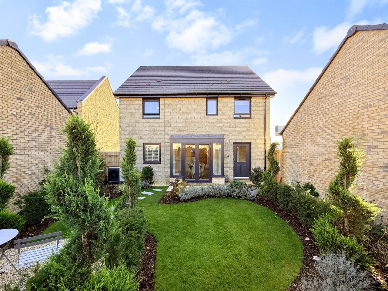 Honeymans Helm, Highworth, SN6, photo 15