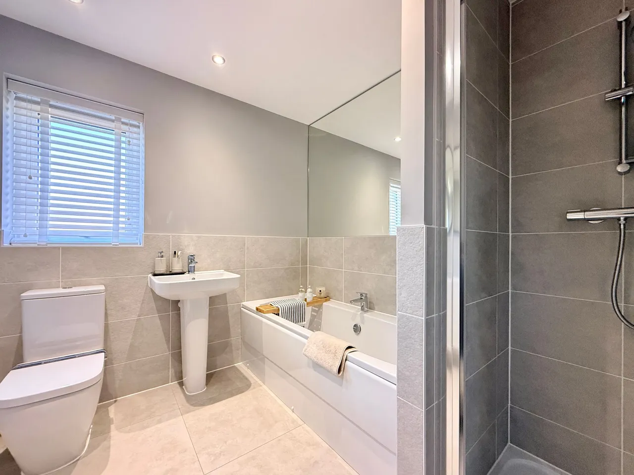 Honeymans Helm, Highworth, SN6, photo 12