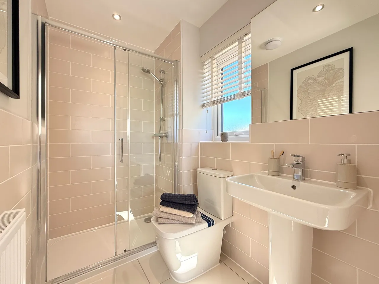 Honeymans Helm, Highworth, SN6, photo 8