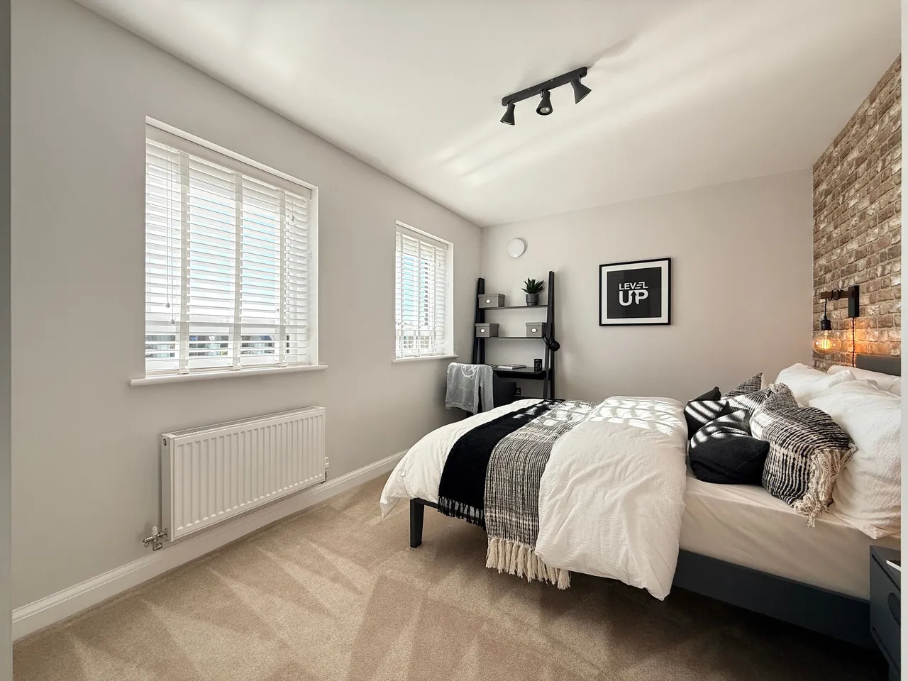 Honeymans Helm, Highworth, SN6, photo 10