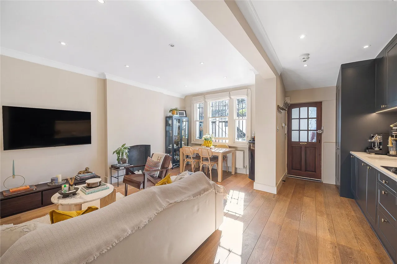 Barons Court Road, London, W14, photo 5