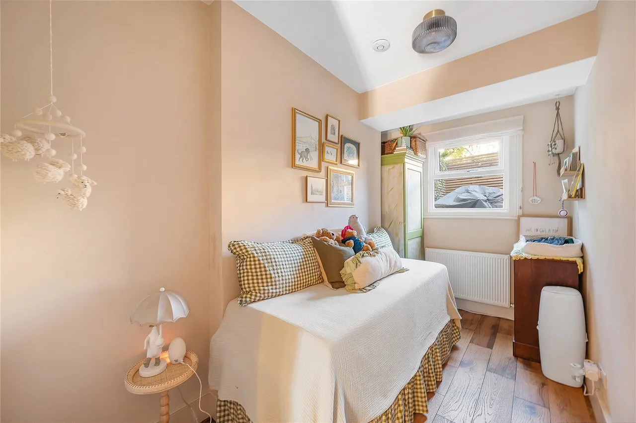 Barons Court Road, London, W14, photo 8