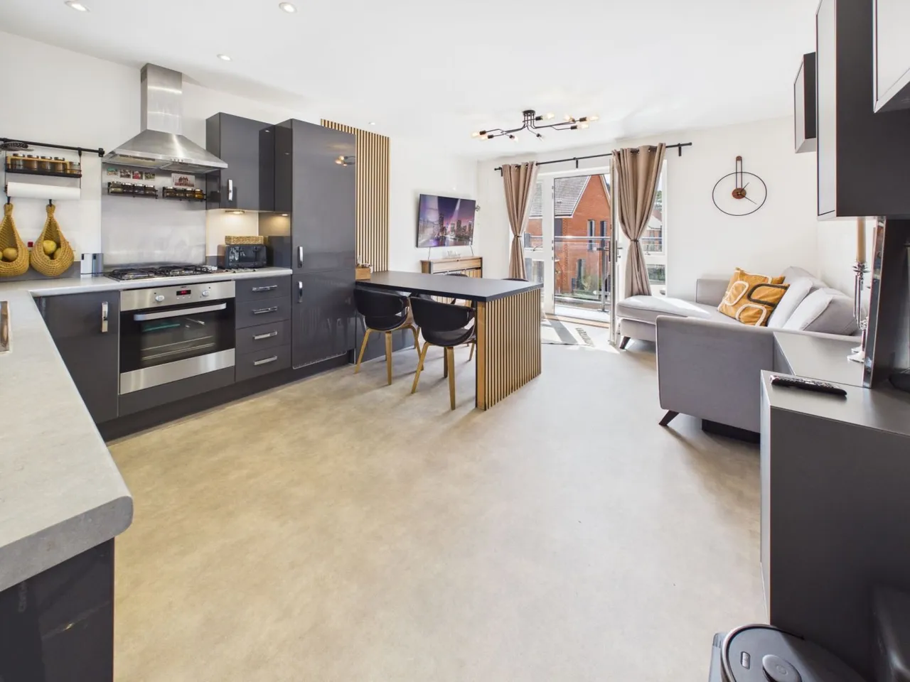 Montgomery Road, Bordon, GU35, photo 2