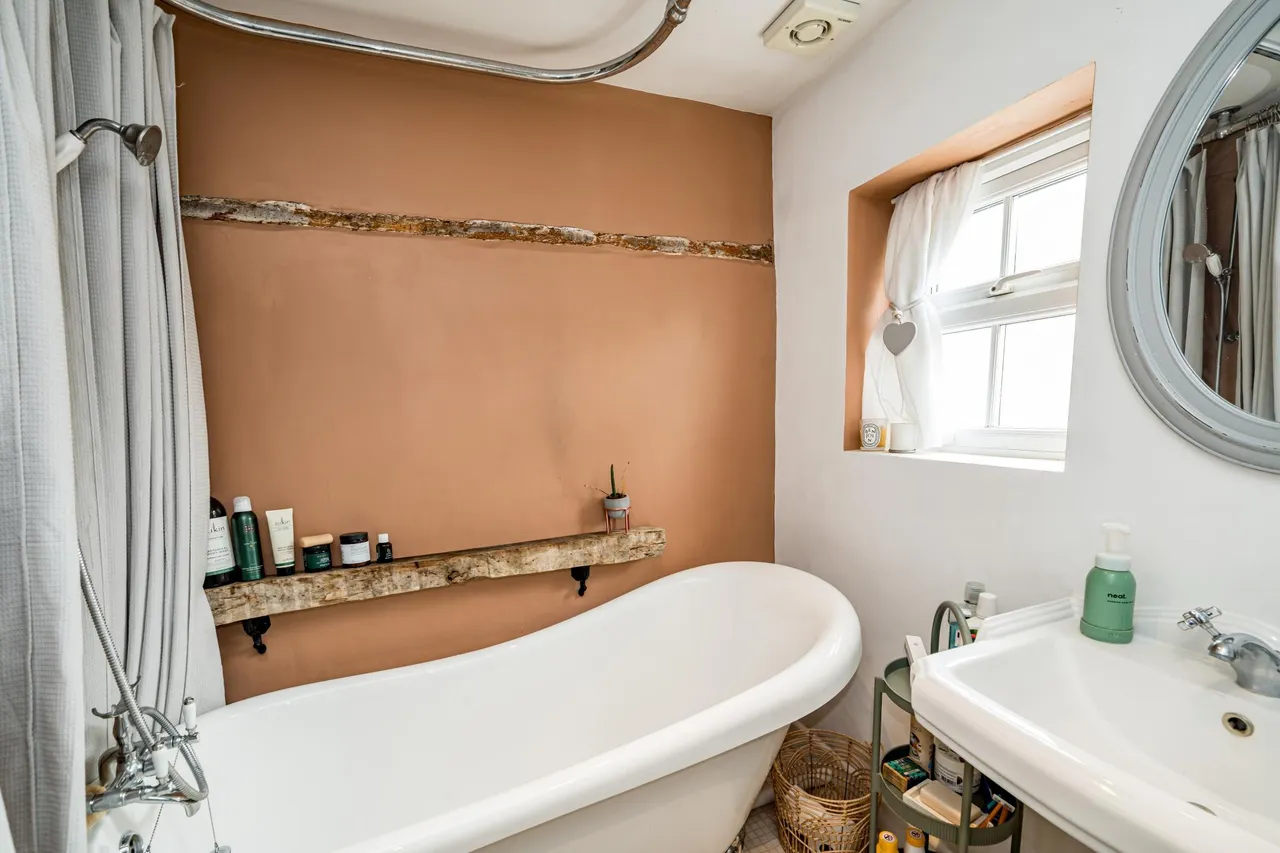 Model Row, Buckland, HP22, photo 18