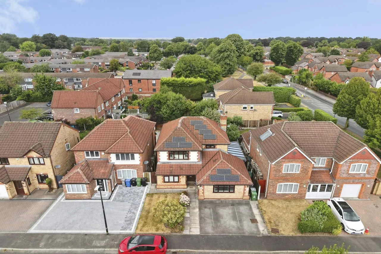 5 bed house for sale, Charleston Close, Sale, M33