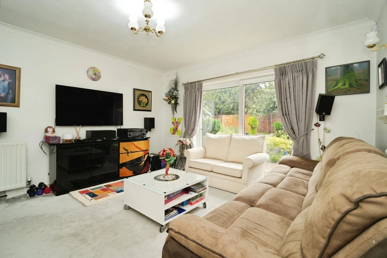 Charleston Close, Sale, M33, photo 15