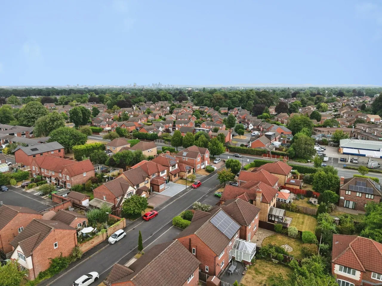 Charleston Close, Sale, M33, photo 11