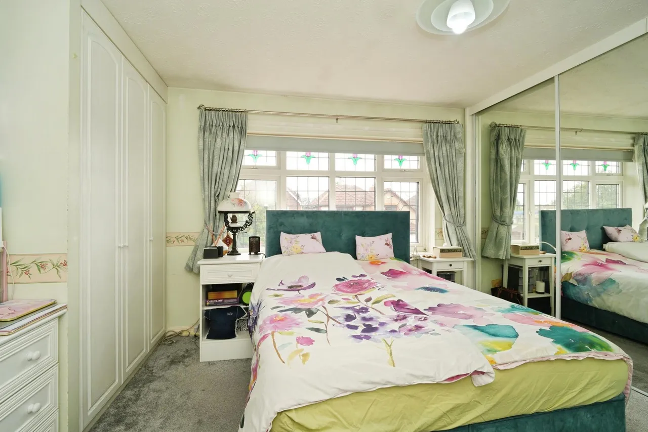 Charleston Close, Sale, M33, photo 24