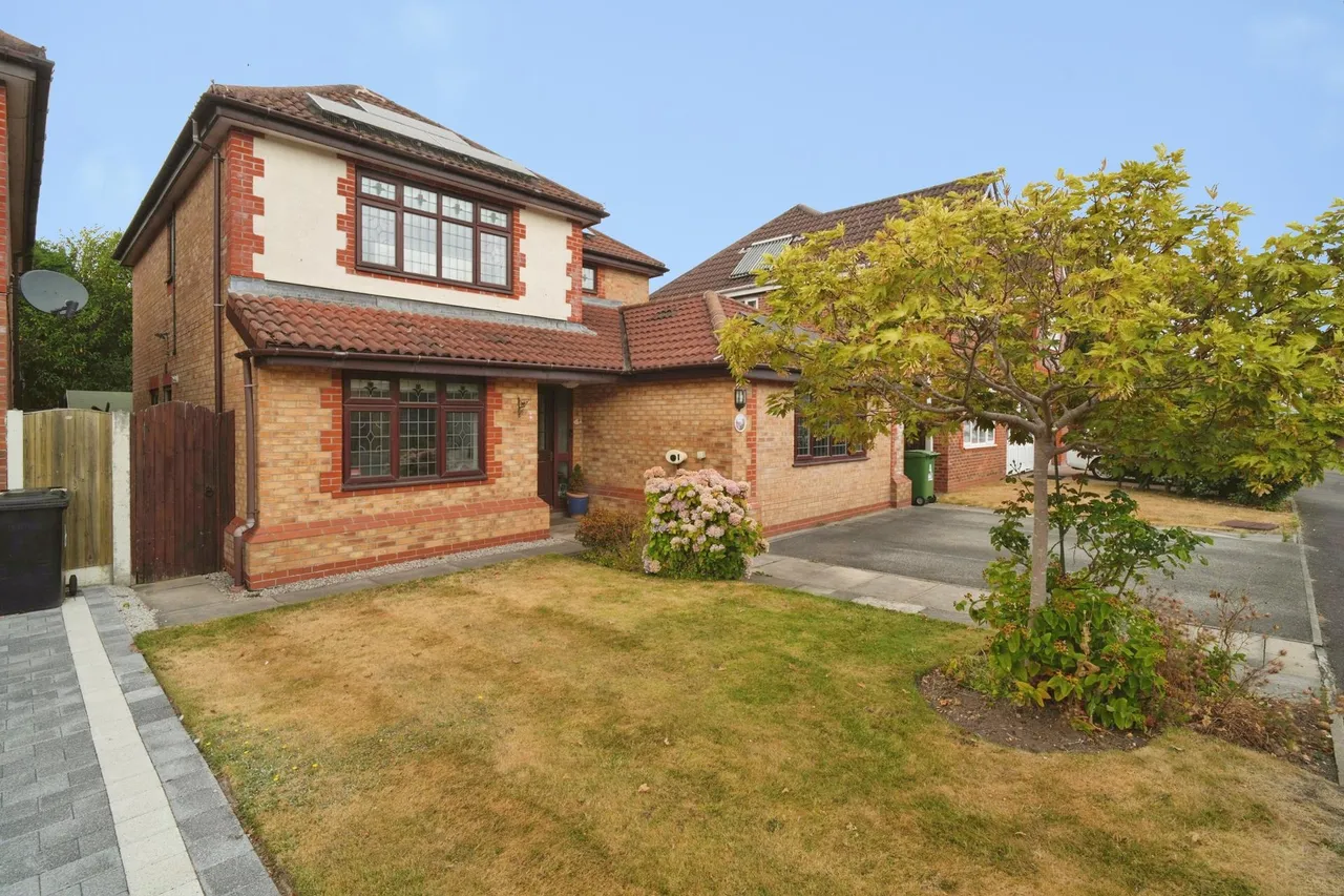 Charleston Close, Sale, M33, photo 35