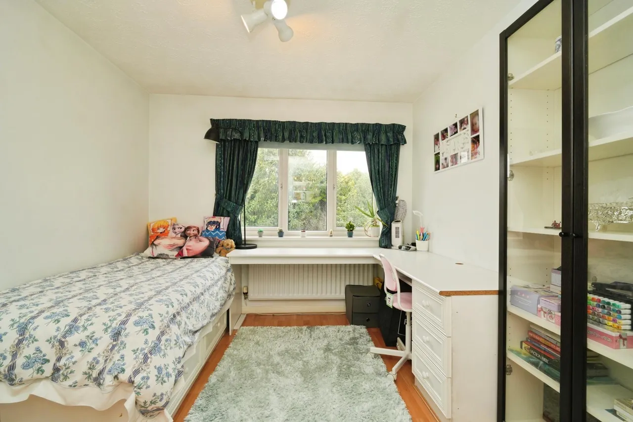 Charleston Close, Sale, M33, photo 30