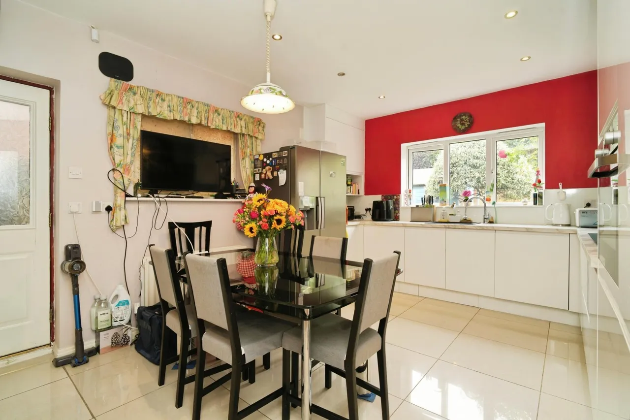 Charleston Close, Sale, M33, photo 4