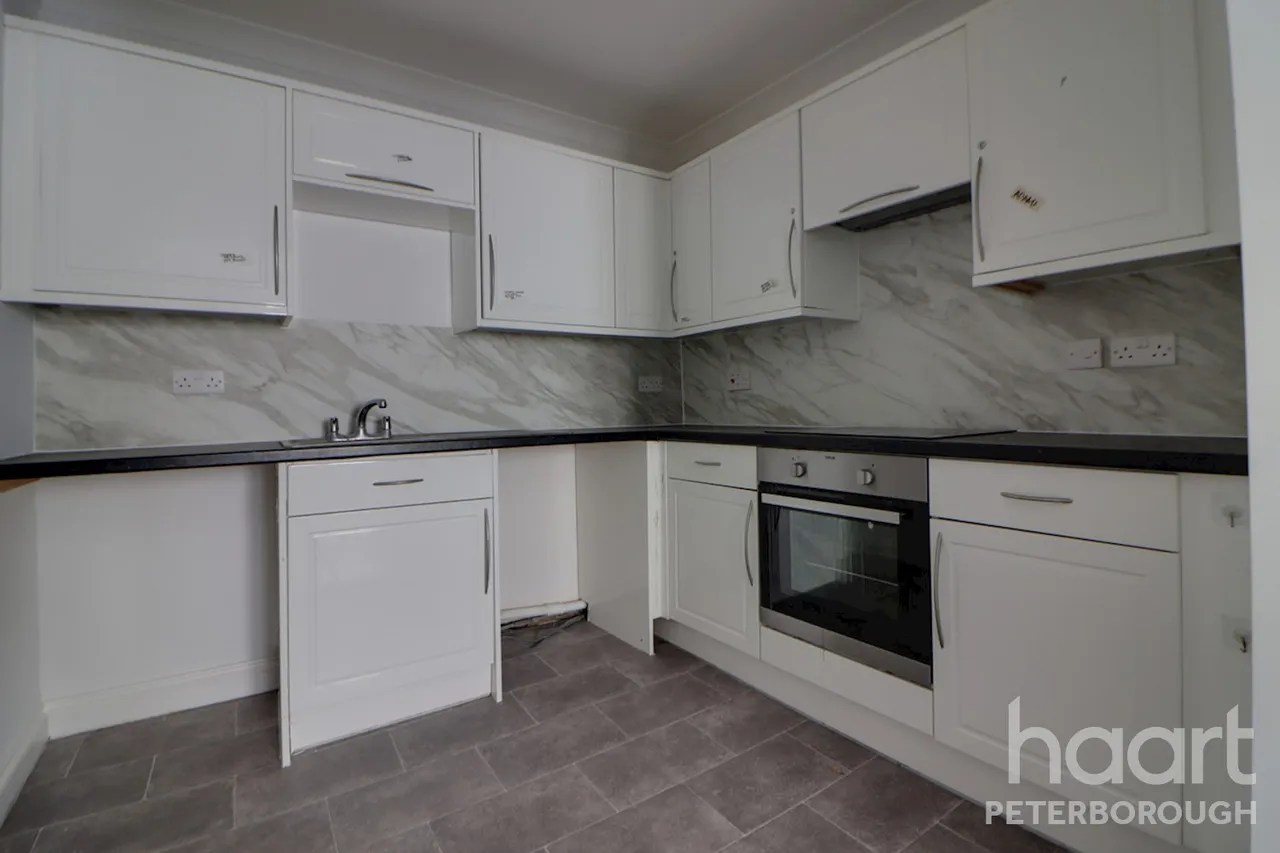 St Peters Road, PE13, photo 2