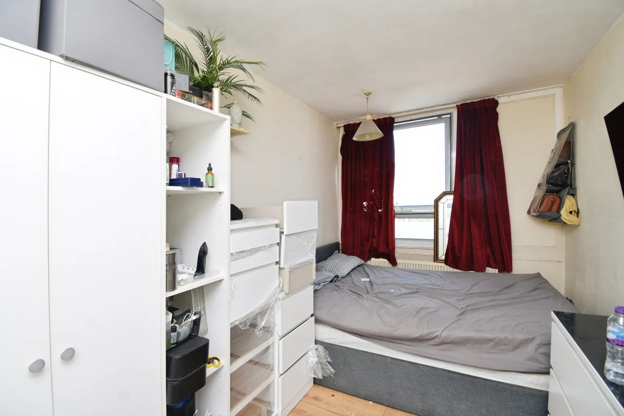 Glenfinlas Way, London, photo 12