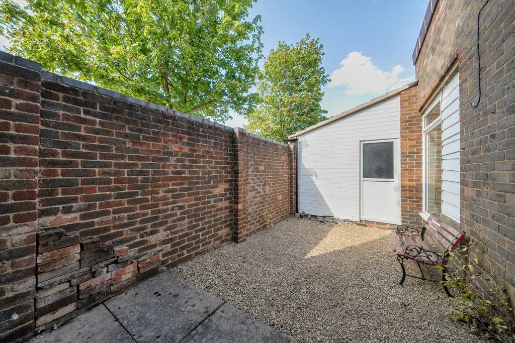 Ainsdale Close, Bletchley, Milton Keynes, Buckinghamshire, MK3 7TP, photo 8