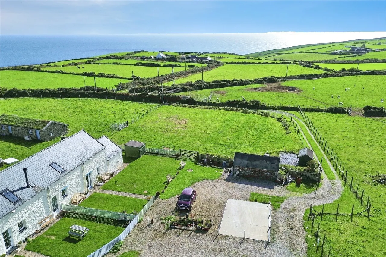 Ysgubor Hen, Cilan, LL53, photo 4