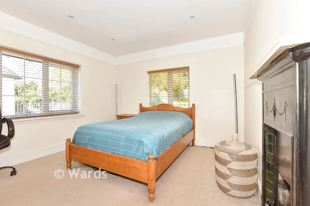 London Road, Hythe, CT21, photo 5