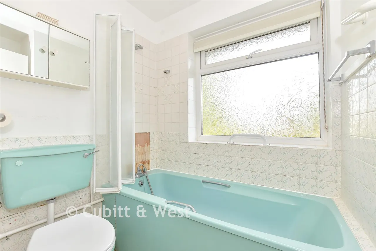 Brook Gardens, Emsworth, PO10, photo 8