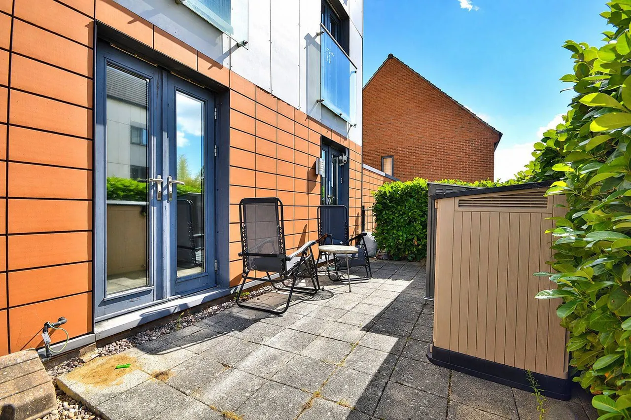 Gifford Lane, Upton, Northampton, NN5 4DF, photo 13