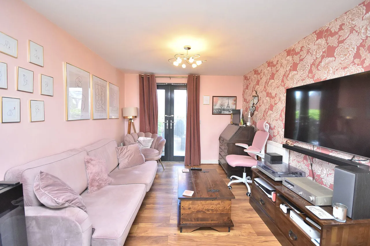 Gifford Lane, Upton, Northampton, NN5 4DF, photo 7